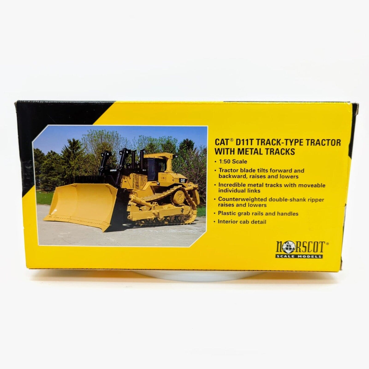 1/50 CAT D11T Track-Type Tractor With Metal Tracks # 55212