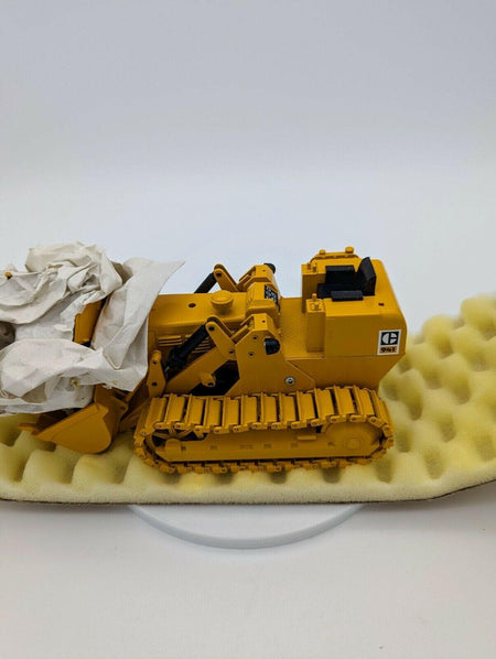 1/24 NZG Caterpillar 941 Kettenlader Track Type Loader