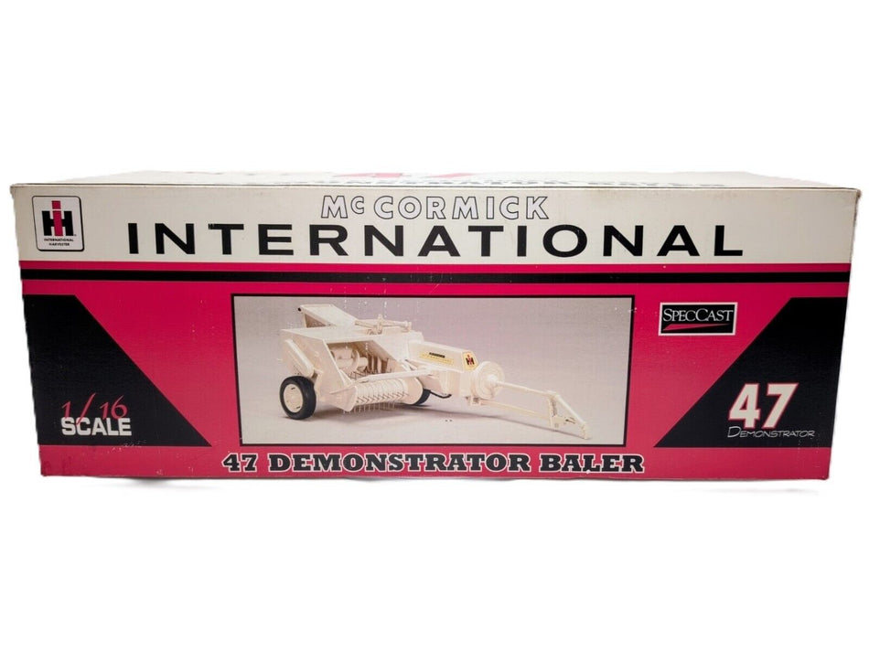 1/16 International Harvester 47 Demonstrator Resin Baler