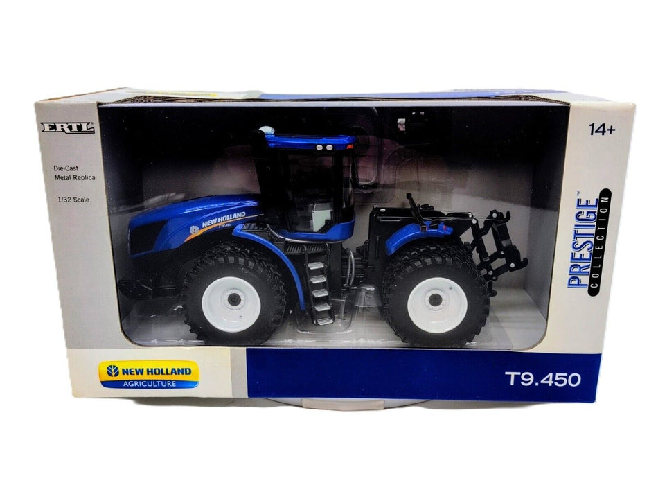 1/32 New Holland T9.450 4WD Quad Tractor