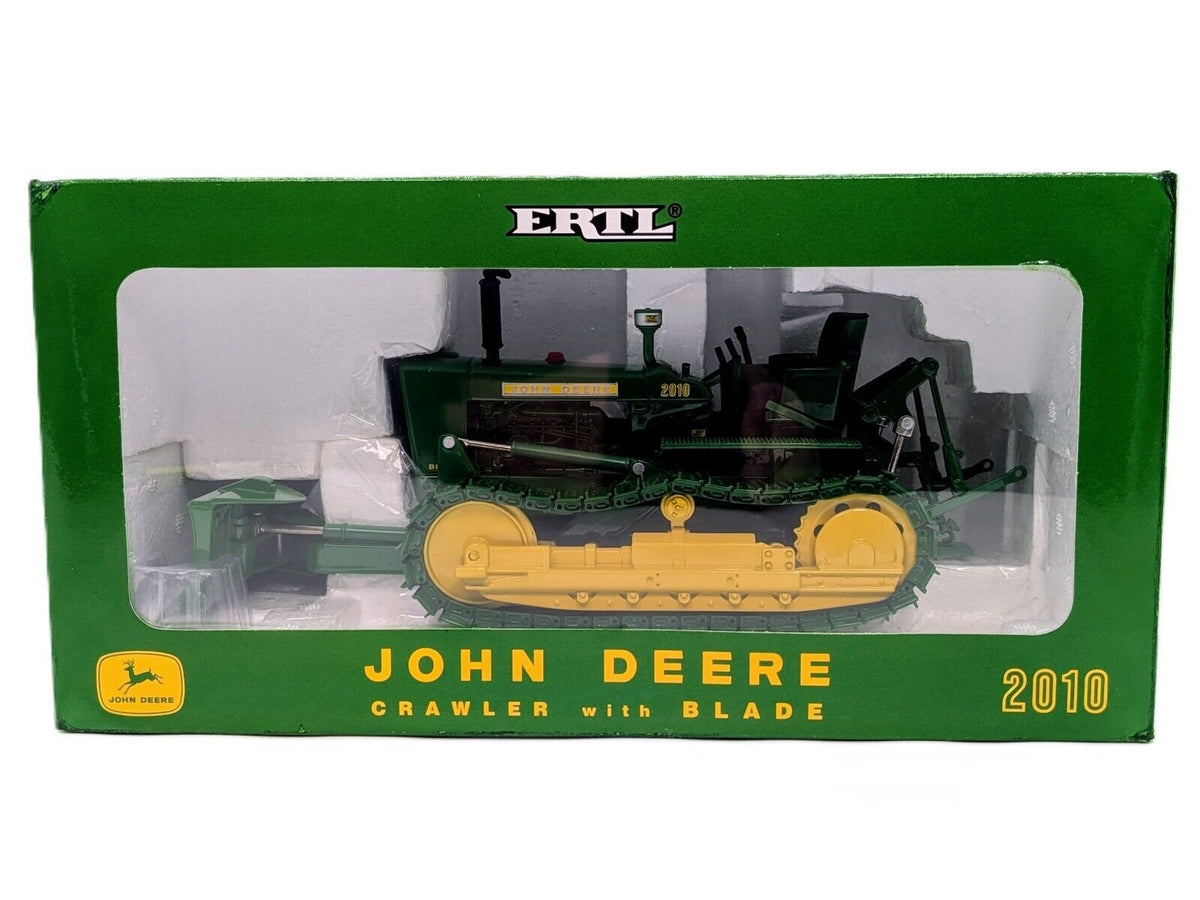 1/16 John Deere 2010 Crawler W/ Blade Plow City Show Ertl