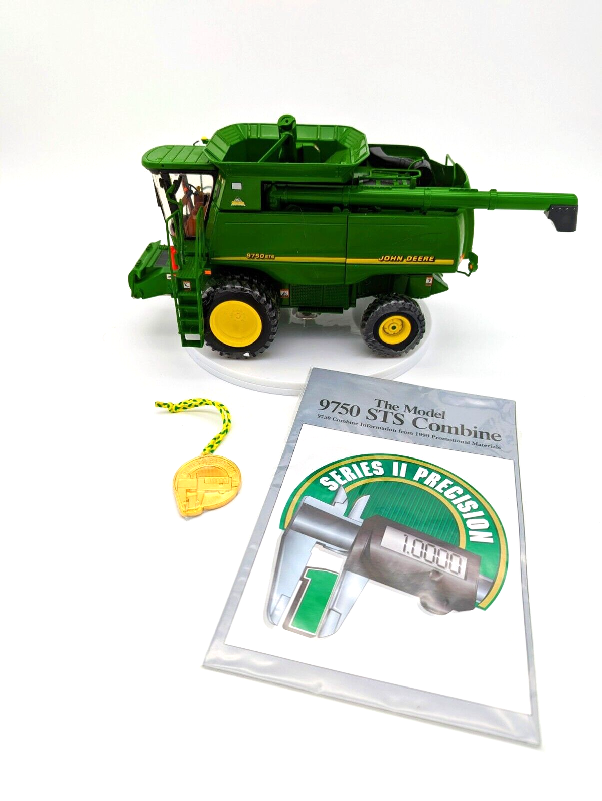 Ertl John Deere 9750 STS Combine Precision II 1/32 #15036 circa 2001