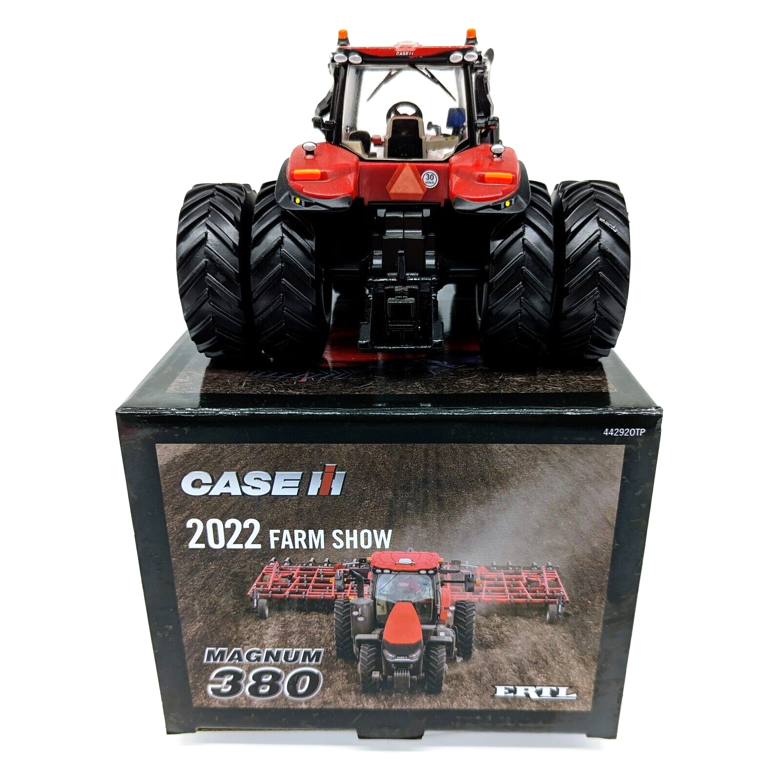 1/32  ERTL CASE-IH DEMONSTRATOR MAGNUM  380 2022 FARM  SHOW NEW RED CHASE.