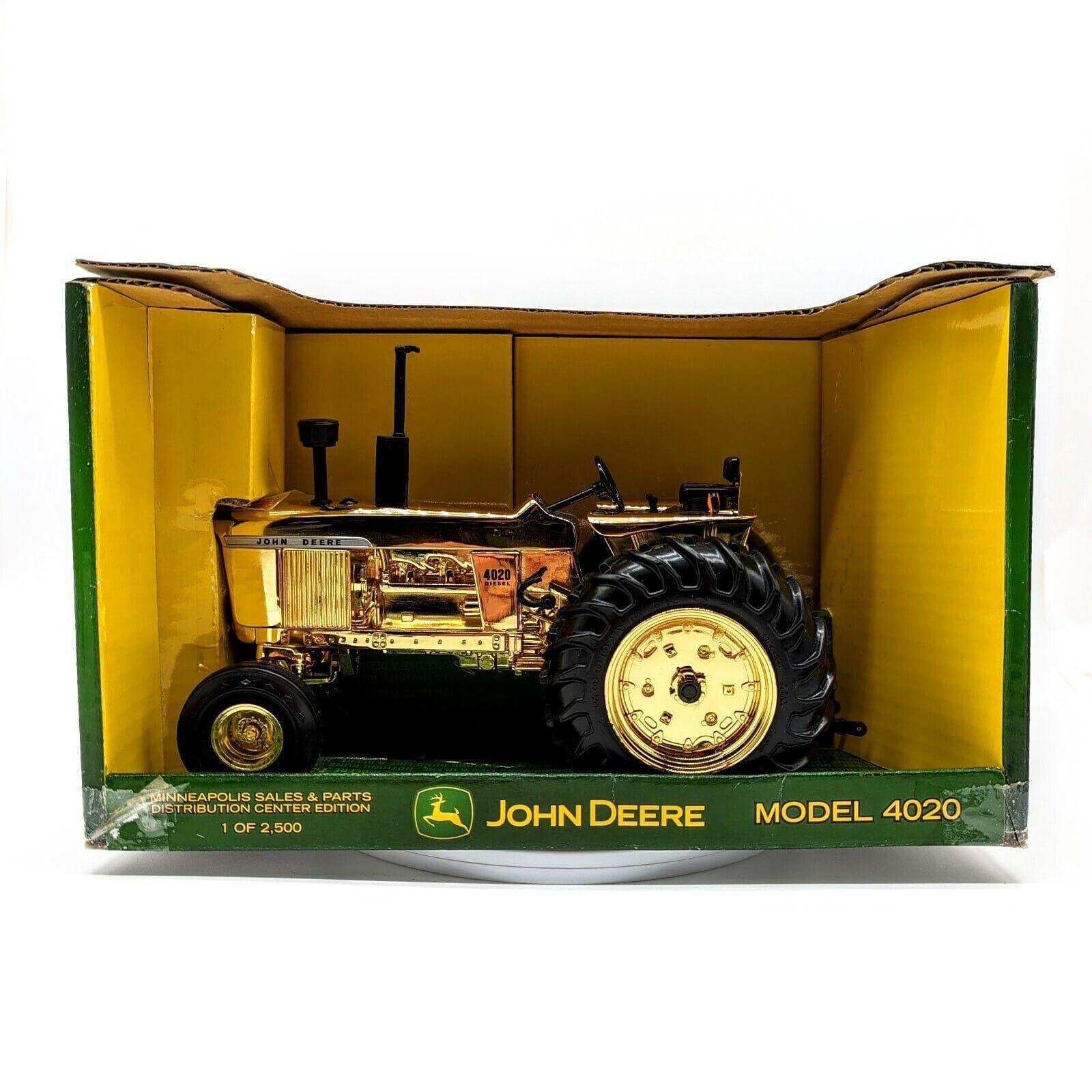 John Deere 4020 Gold Minneapolis Limited Edition 1/2500 1/16th.