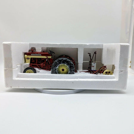 1/16 International Harvester 340 Utility Tractor 251 Planter, Wis. Farm Tech.