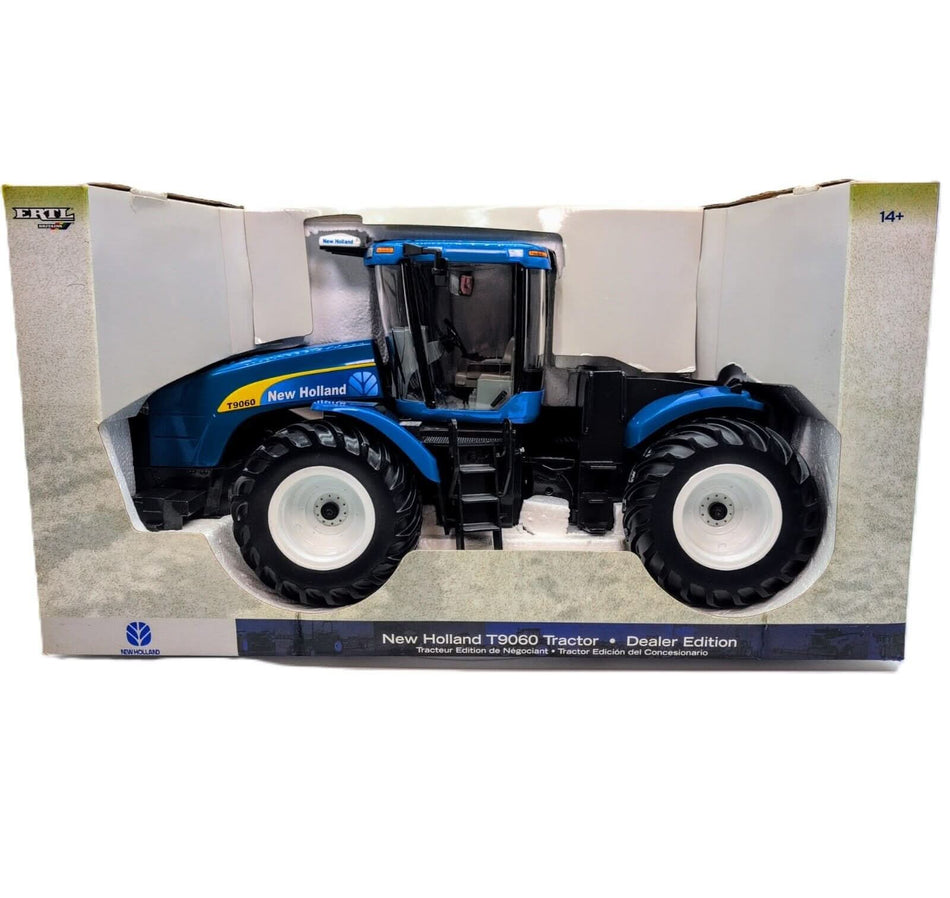 1/16 New Holland T9060 4WD Tractor, Dealer Edition