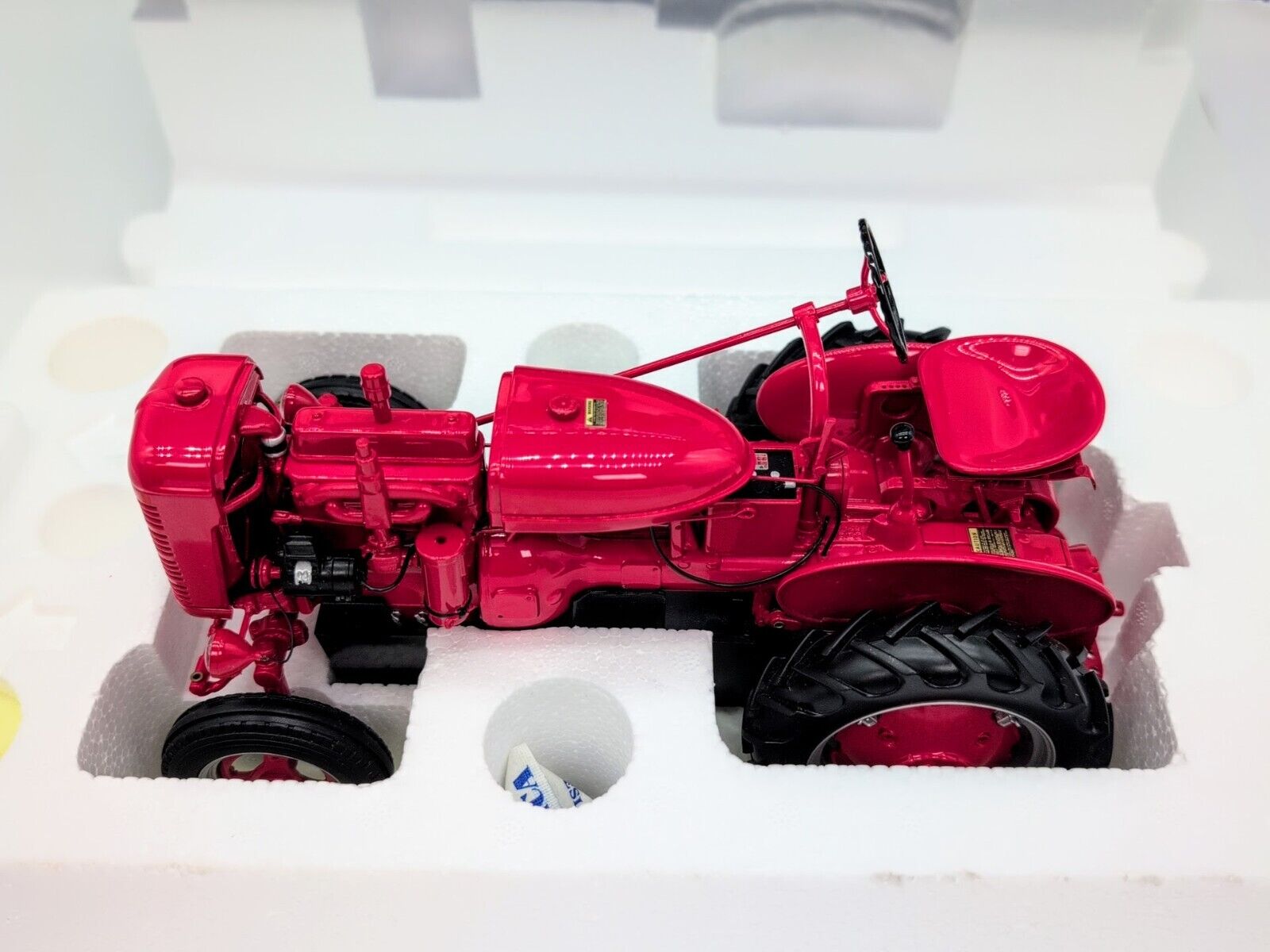 1/12 Precision Farmall Model A Wide Front Tractor #7 Franklin Mint 