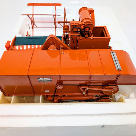 1/12 Allis-Chalmers 60A All-Crop Harvester Pull Type Combine  Franklin Mint - Farm Toy