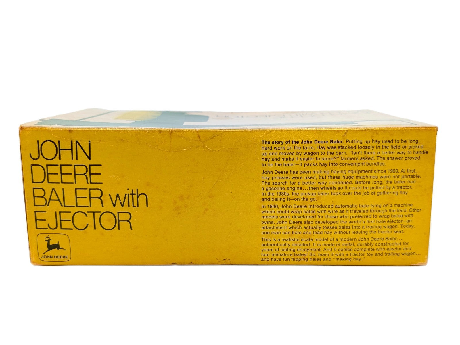 1/16 John Deere Ice Cream Box Baler w/ Ejector.