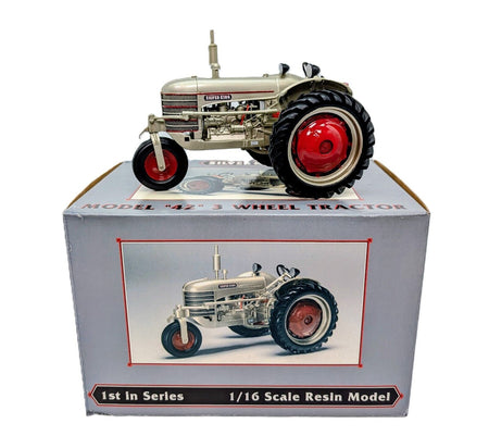 1/16 Silver King Model "42" 3 Wheel Tractor 