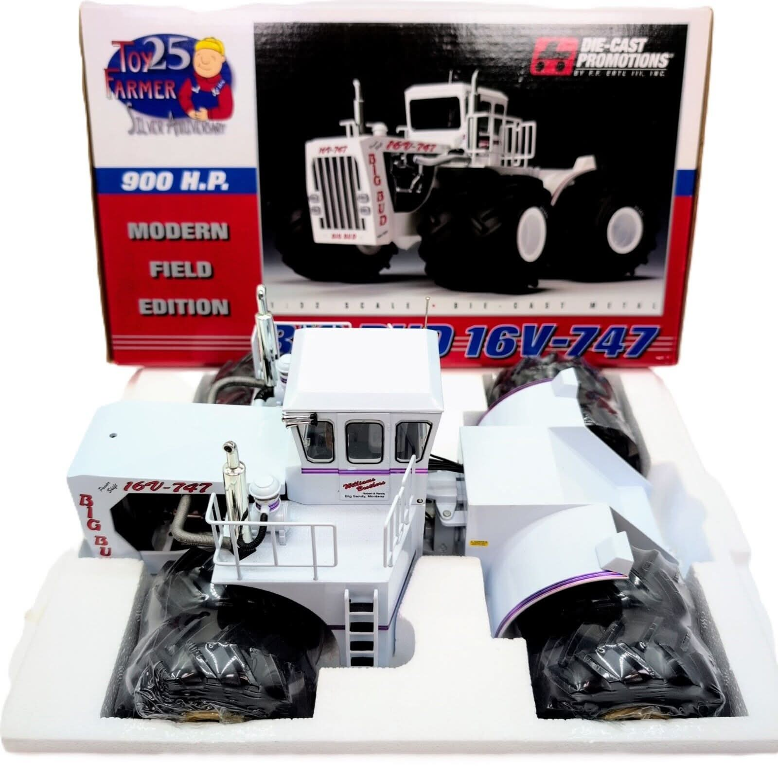 1/32 Big Bud 16V-747 900HP 4wd Tractor W/ Duals, Modern Field Version - Farm Toy Tractor