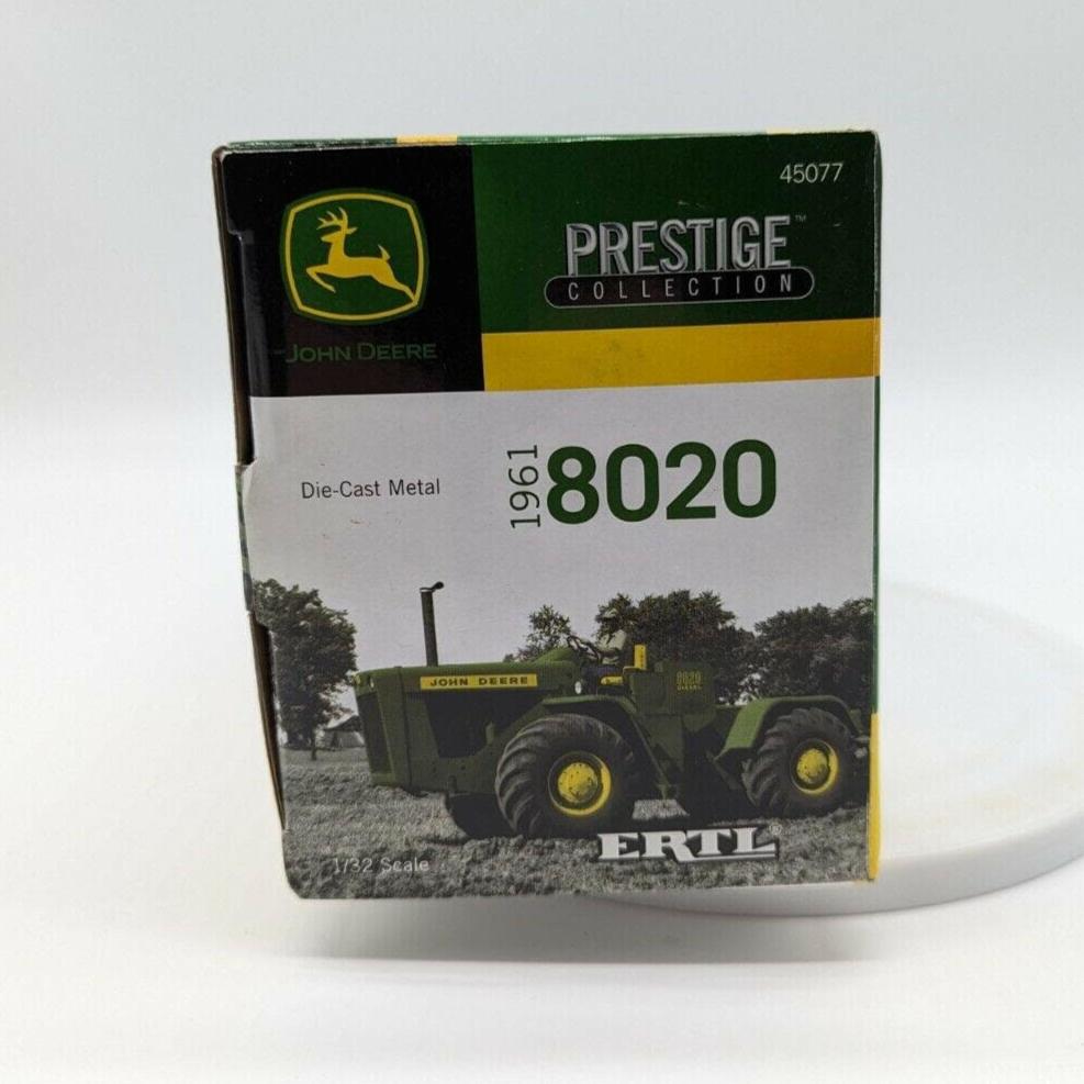 John Deere 8020 Diesel 4wd Tractor By Ertl 1/32 Scale Prestige Collection.