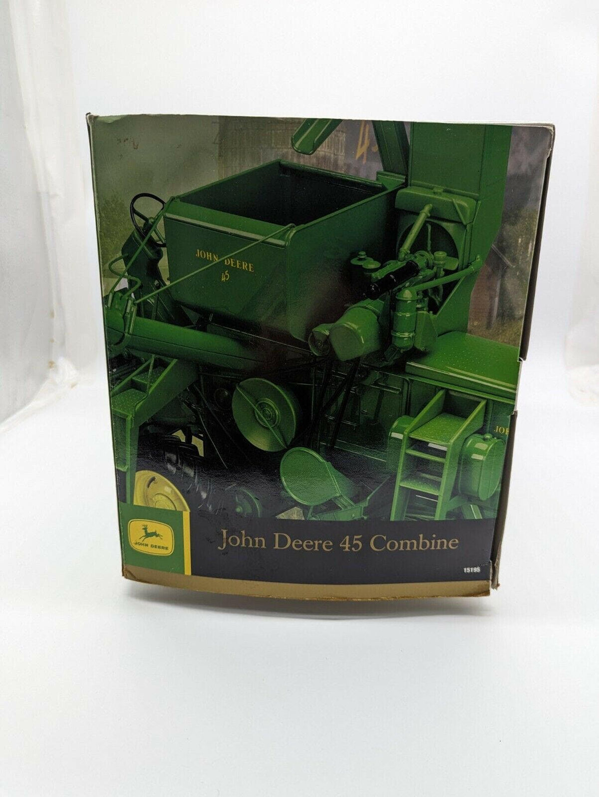 John Deere 45 Combine Prestige Collection By Ertl 1/16 Scale.