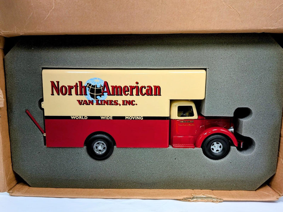 Fred Thompson Smith Miller North American Van Lines Moving Truck.