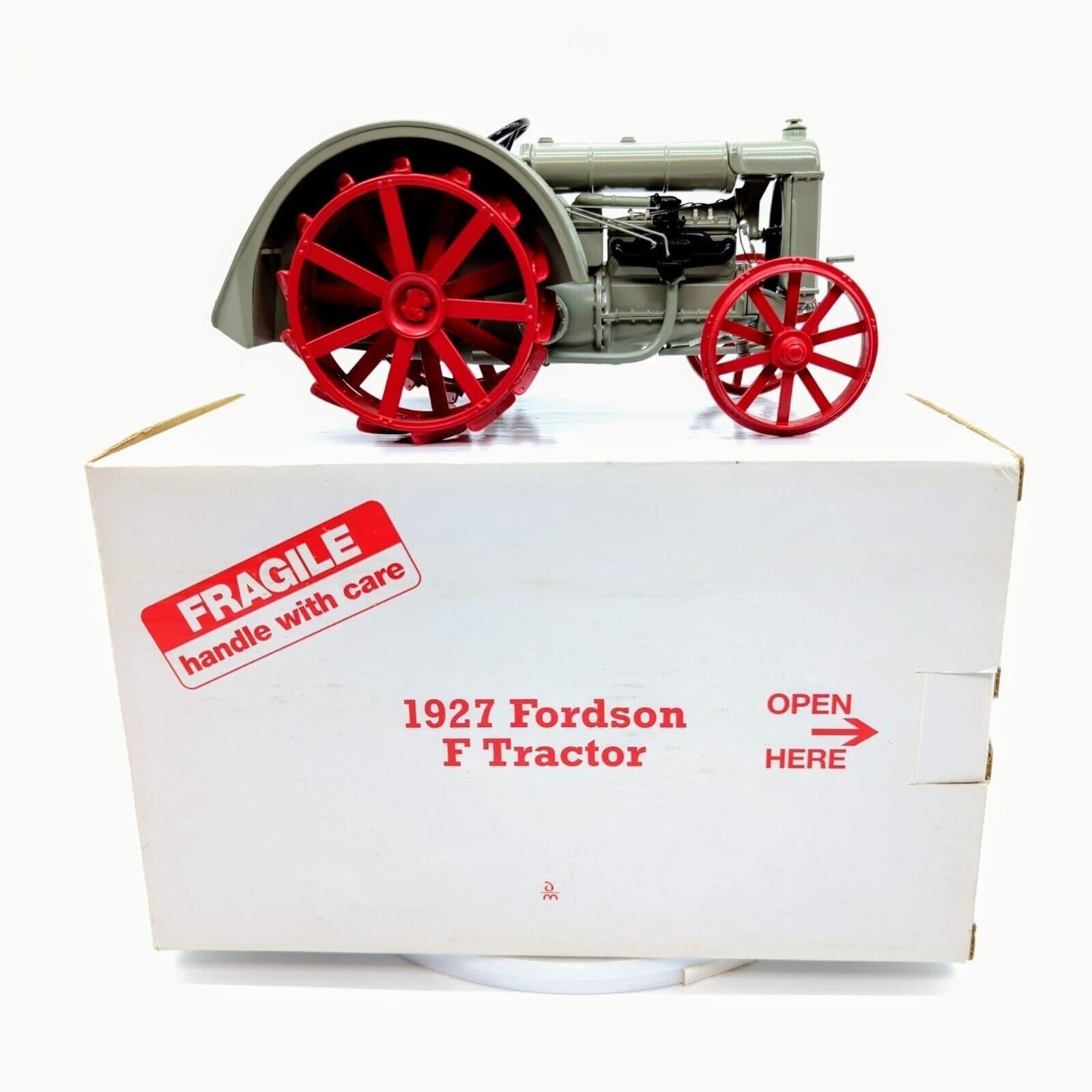 1/16 1927 Fordson Model F Precision Tractor DieCast New in Box by