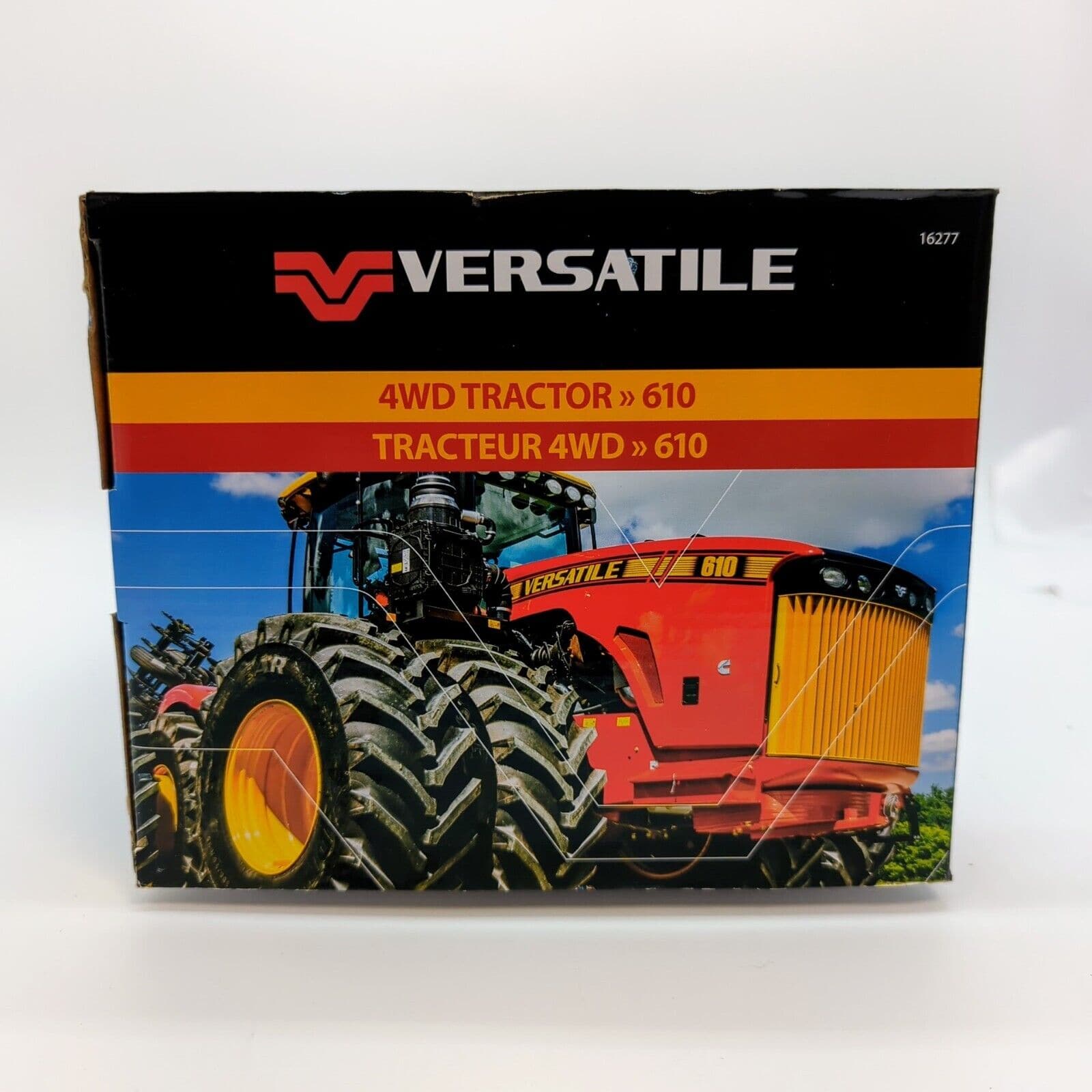 1/32 Versatile 4WD 610 Tractor