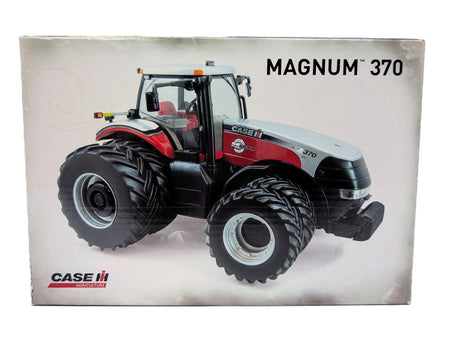1/32 Case International Magnum 370 With Duals, 2012 Farm Show.