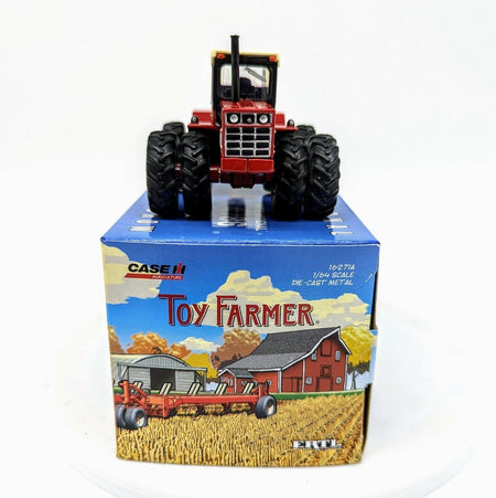 1/64 ERTL CASE IH INTERNATIONAL 4786 4WD 2015 NATIONAL TOY SHOW TRACTOR.