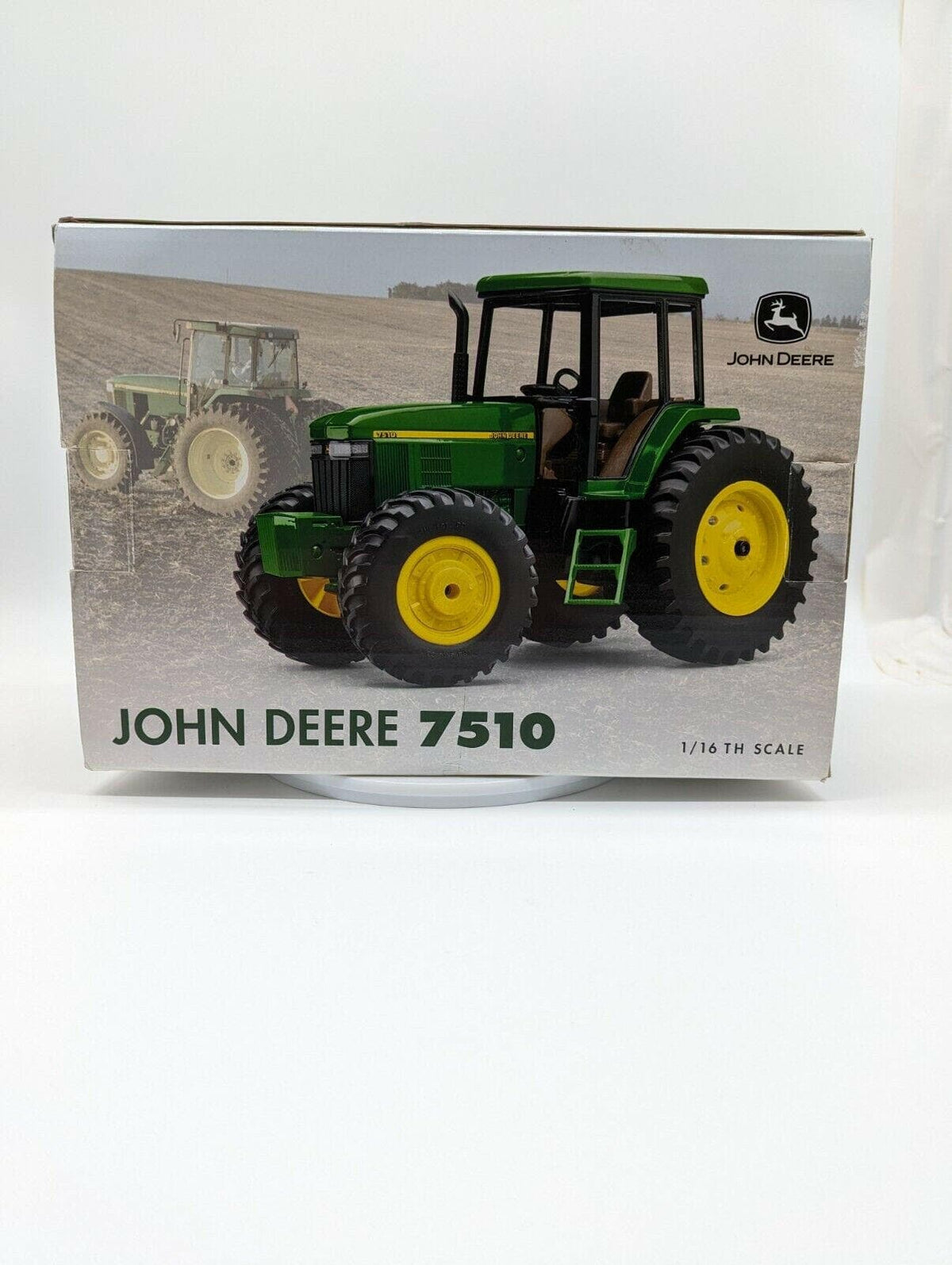 Ertl John Deere 7510 Tractor Diecast 1/16 2001 Farm Show.