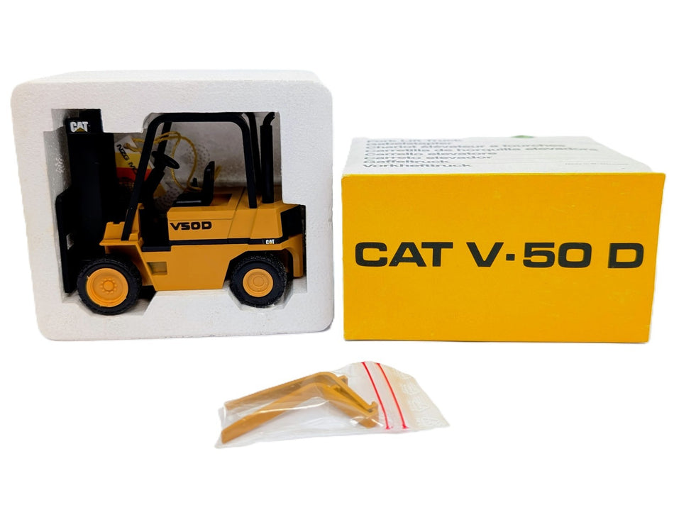 1/25 Caterpillar V50D Forklift By NZG