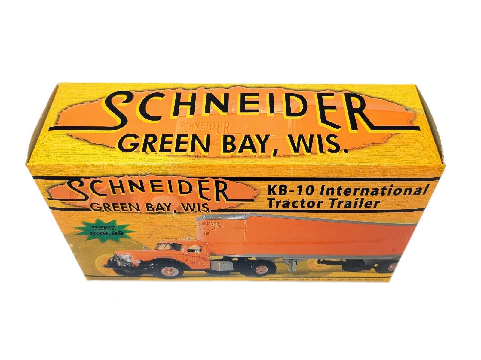 1/34 KB-10 International Schneider Green Wisconsin Bay Tractor Trailer.