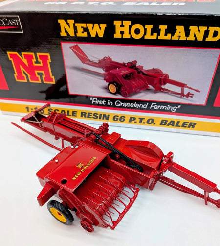 1/16 New Holland Resin 66 Engine Powered Baler 