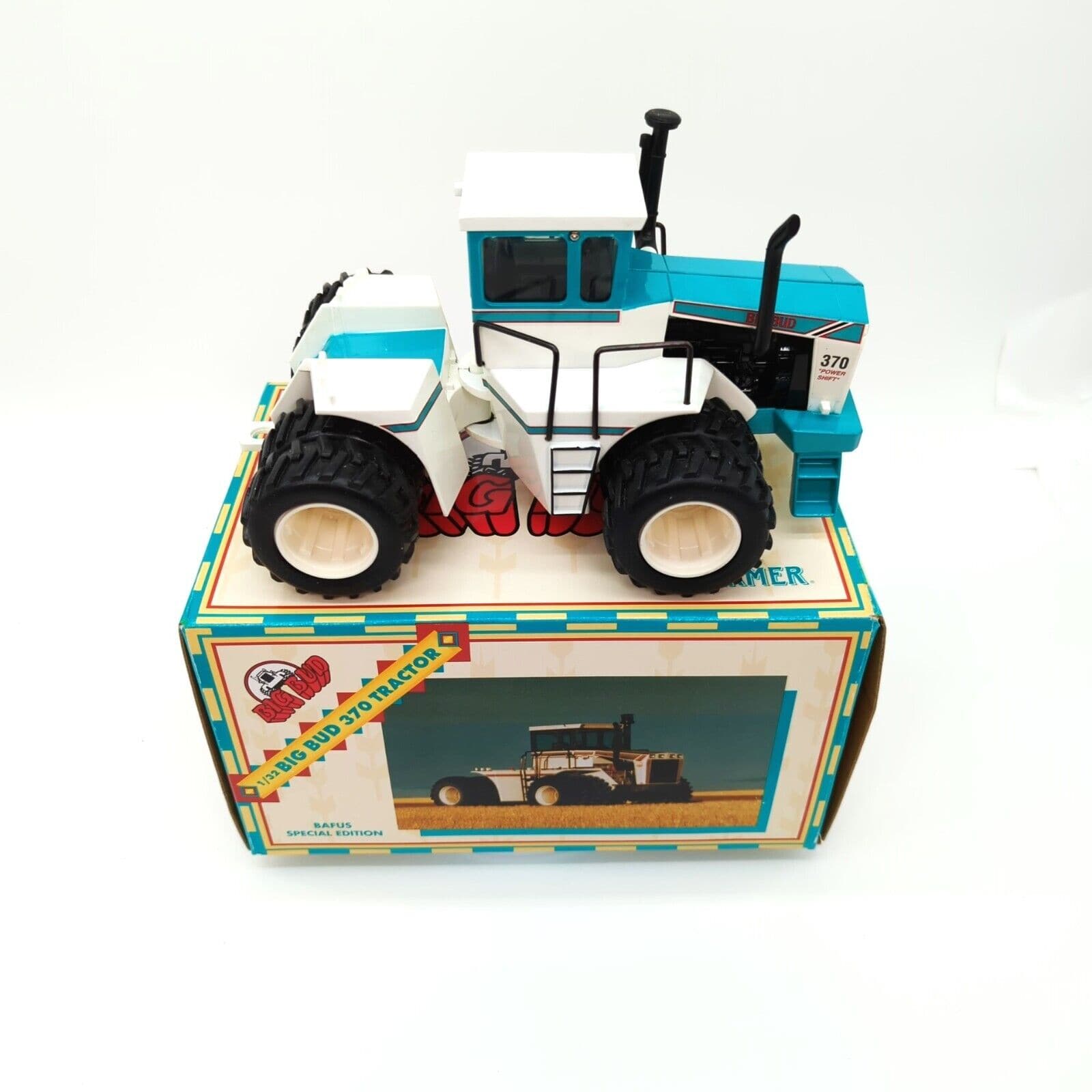 1/32 Big Bud 370 4wd Tractor Bafus Blue Special Edition.