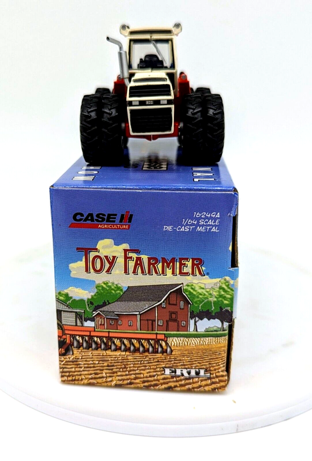 1/64 Case 4890 4WD National Farm Toy Show 2014 16249a.