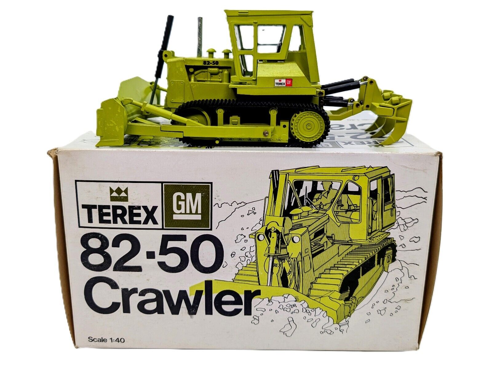 1/40 GM Terex 82-50 Crawler Scale Die-Cast Dozer 1976 NZG 
