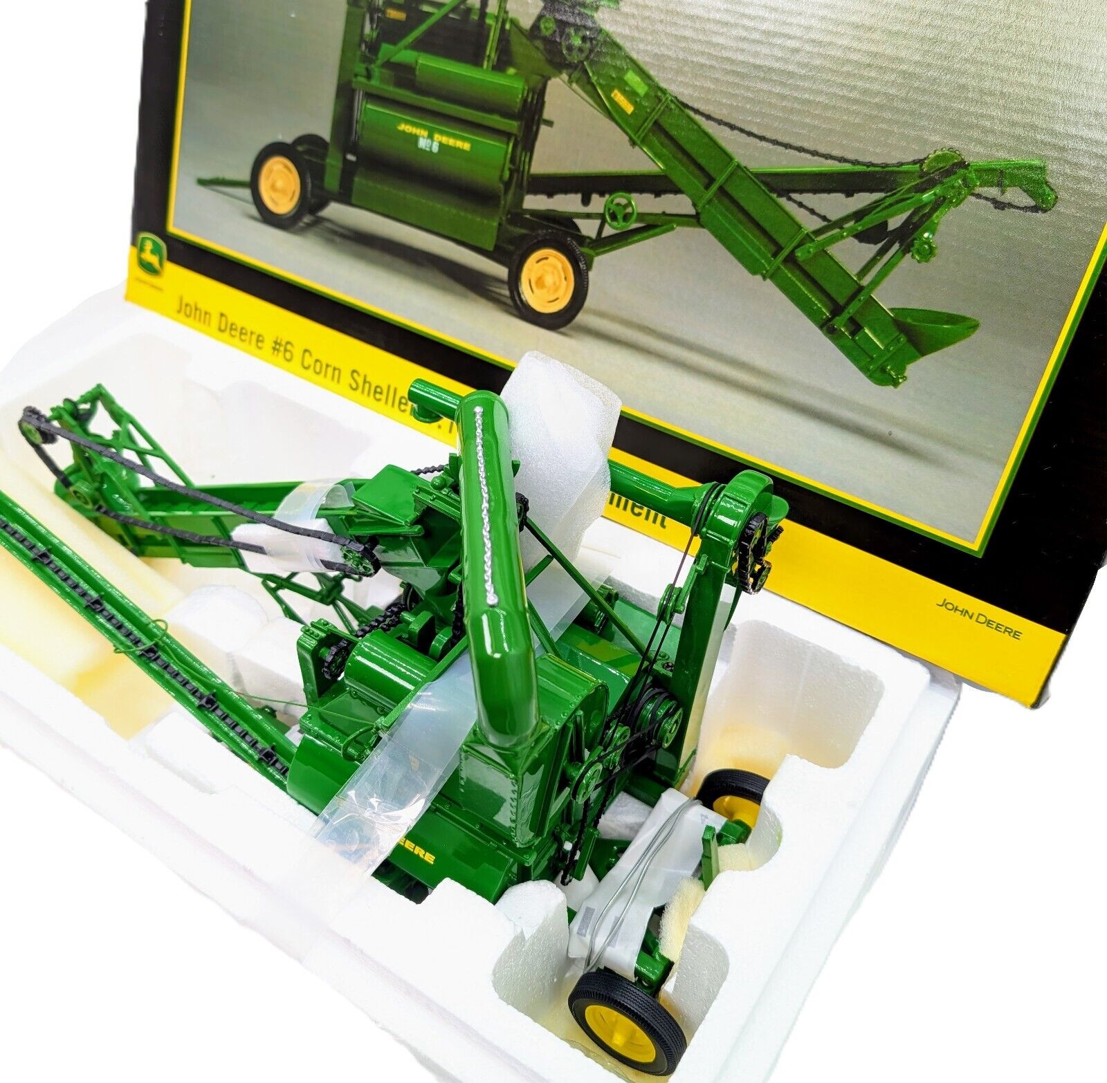 1/16 John Deere #6 Corn Sheller by SpecCast 