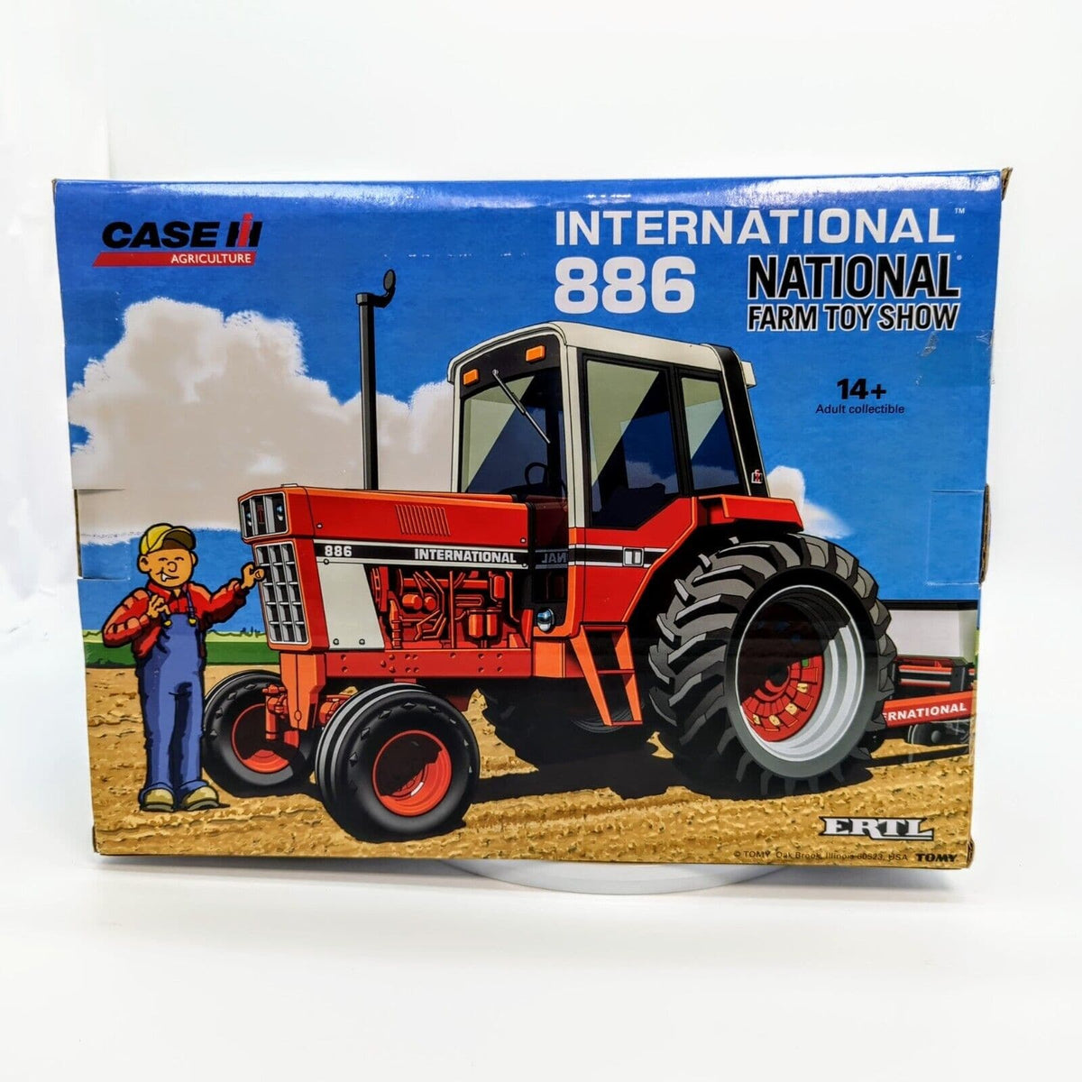 "International Harvester 886 Cab ERTL toy, perfect for farm play"