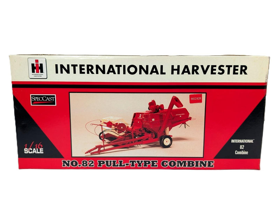 1/16 International Harvester Model 82 Pull-Type Combine