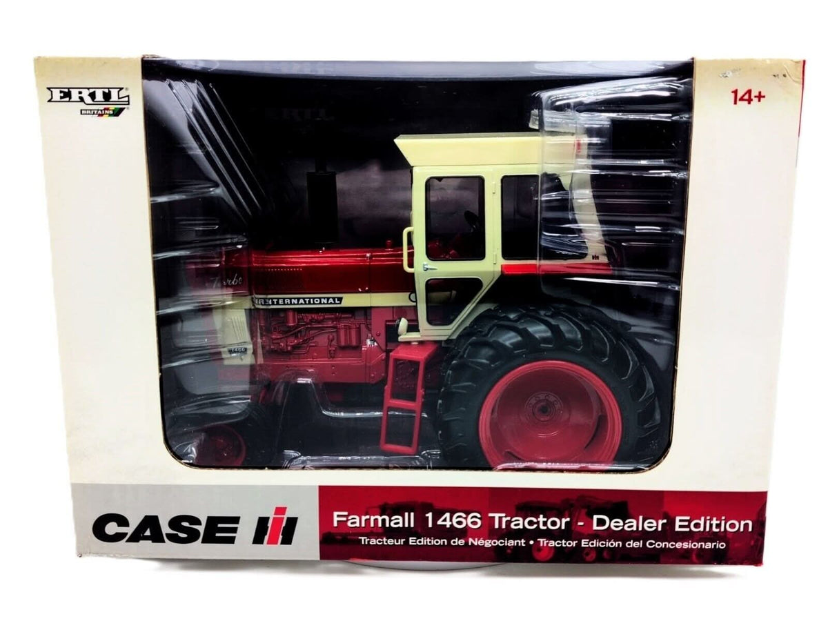 1/16 International Harvester 1466 Tractor With Cab & Duals, Dealer Edition - Farm Toy