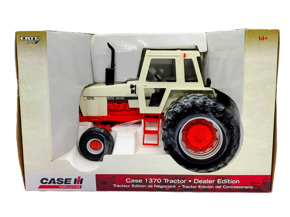 1/16 Case 1370 Agri King Tractor With Duals, Dealer Edition.