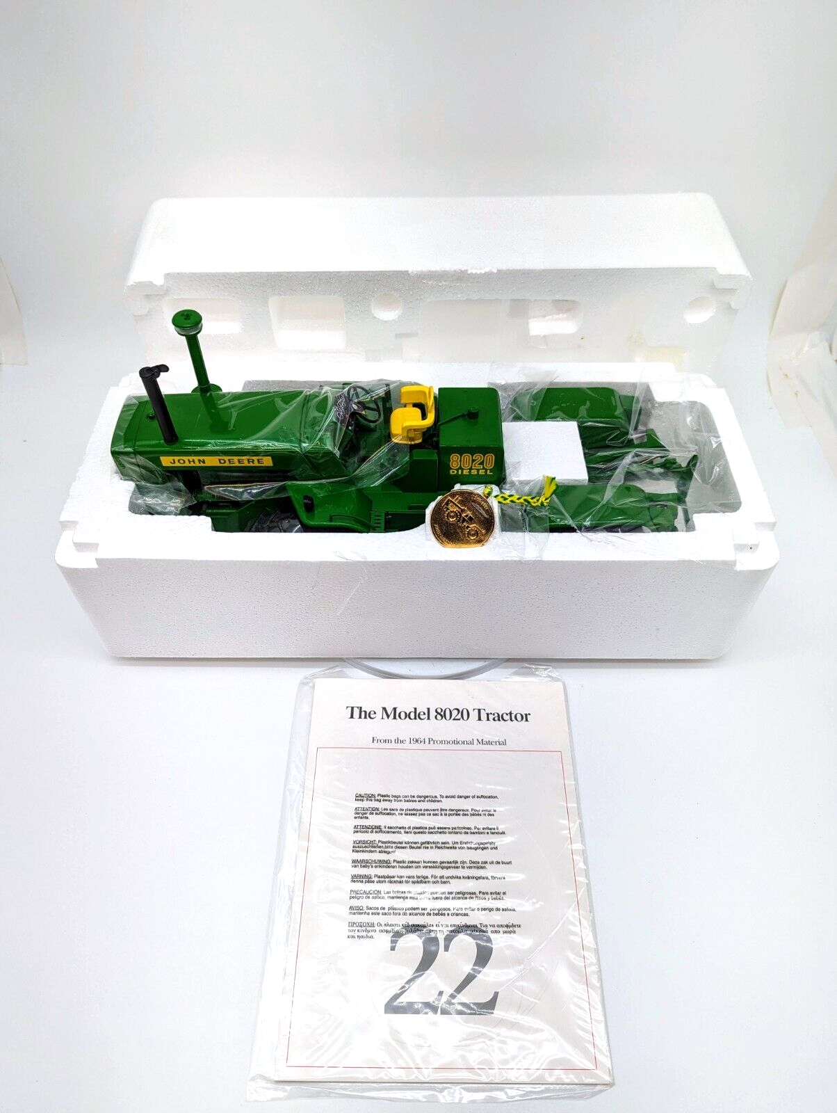 1/16 John Deere 8020 4WD Tractor #22 Precision Classics DieCast ERTL.