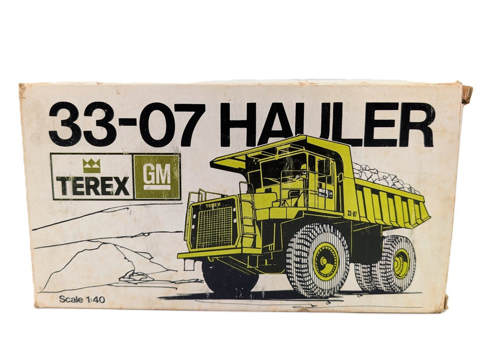 1/40 Terex 33-07 Dirt Rock Hauler Dump Truck NZG.