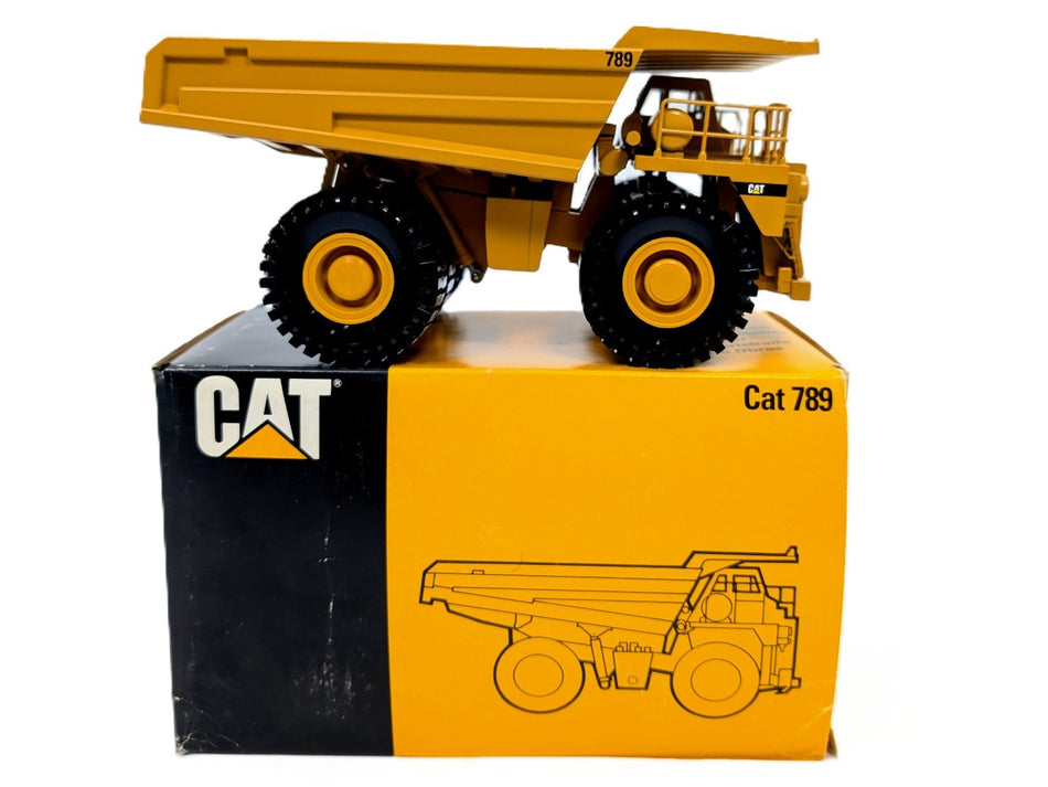 1/50 Caterpillar 789 Off-Highway Truck By Conrad