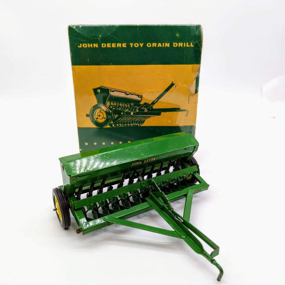 1/16 John Deere Green Lid Grain Drill Eska