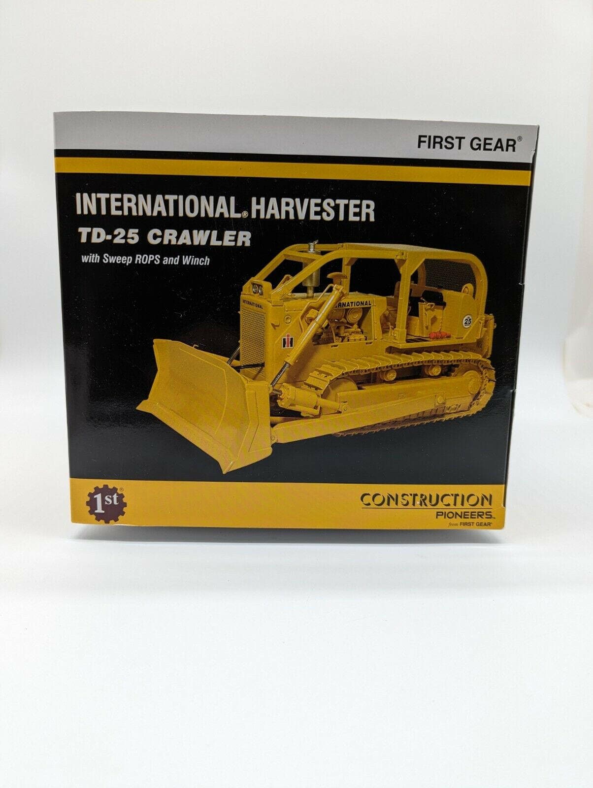 International IH TD-25 Dozer Sweep ROPS Winch First Gear 1/25 #70-0186 MIB.