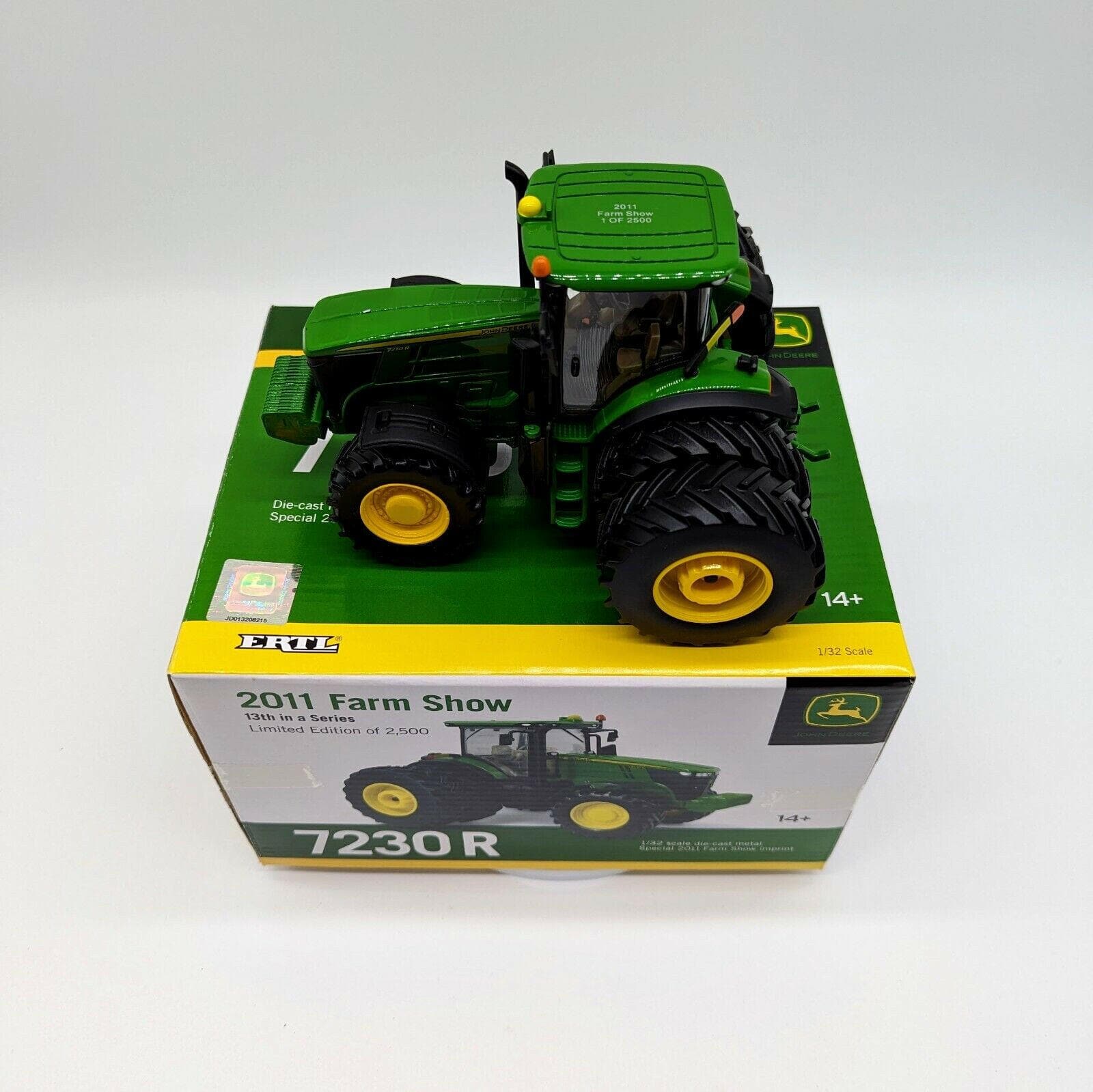 John Deere 1/32 Ertl Farm Toy 7230R Tractor 2011 Farm Show Edition FREE SHIP.