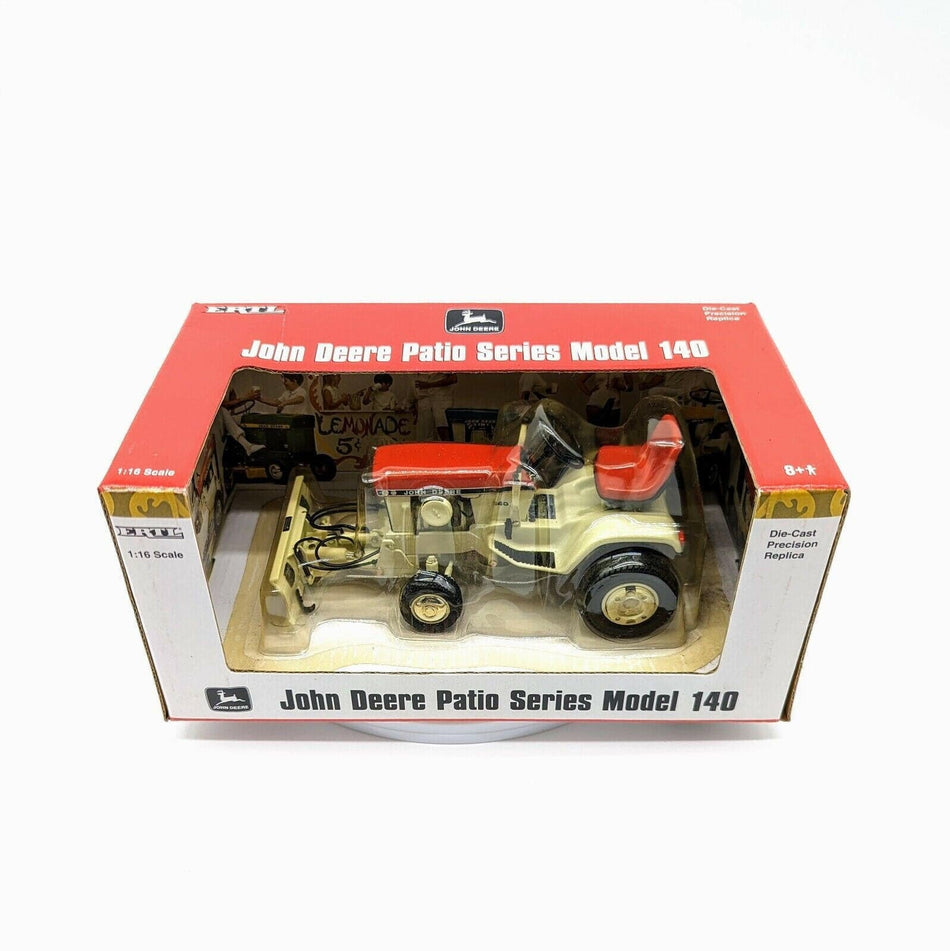 Ertl John Deere Patio Series Model 140 Red 1/16 Die Cast Metal 2004 15556.