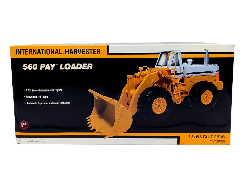 1/25 International Harvester 560 Pay Loader