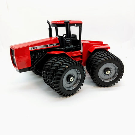 1/16 Scale Models Case IH 9380 with Triples 1995.