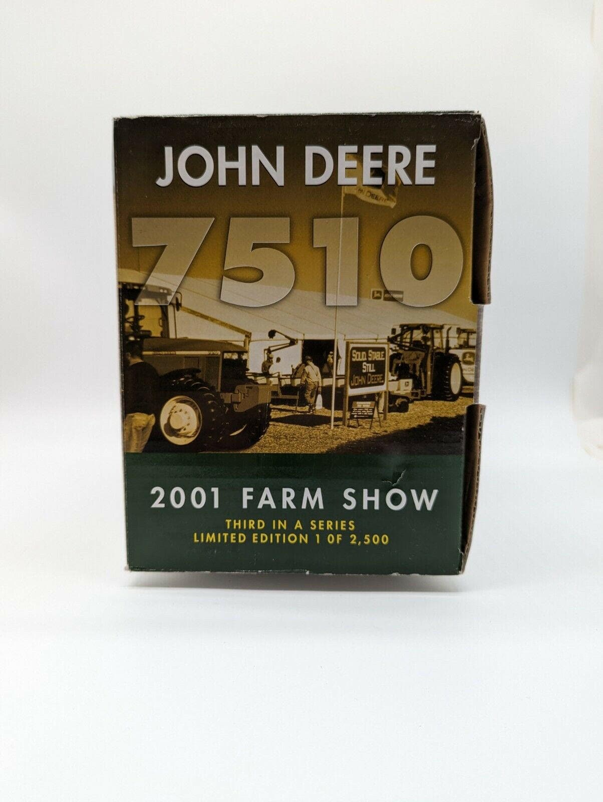 Ertl John Deere 7510 Tractor Diecast 1/16 2001 Farm Show.