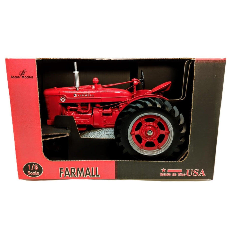 1/8 International Harvester Farmall Super M Tractor With Narrow Front