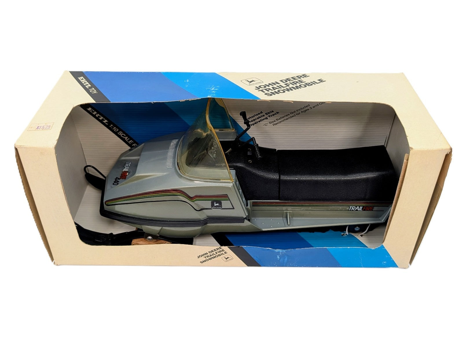 1/16 John Deere Trailfire 440 Battery Operated Snowmobile.
