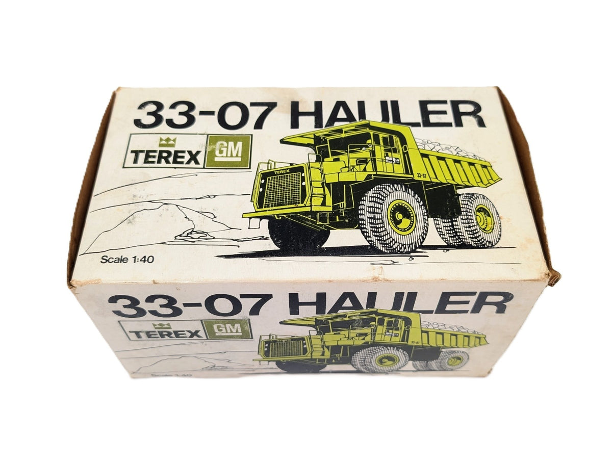 1/40 Terex 33-07 Dirt Rock Hauler Dump Truck NZG.