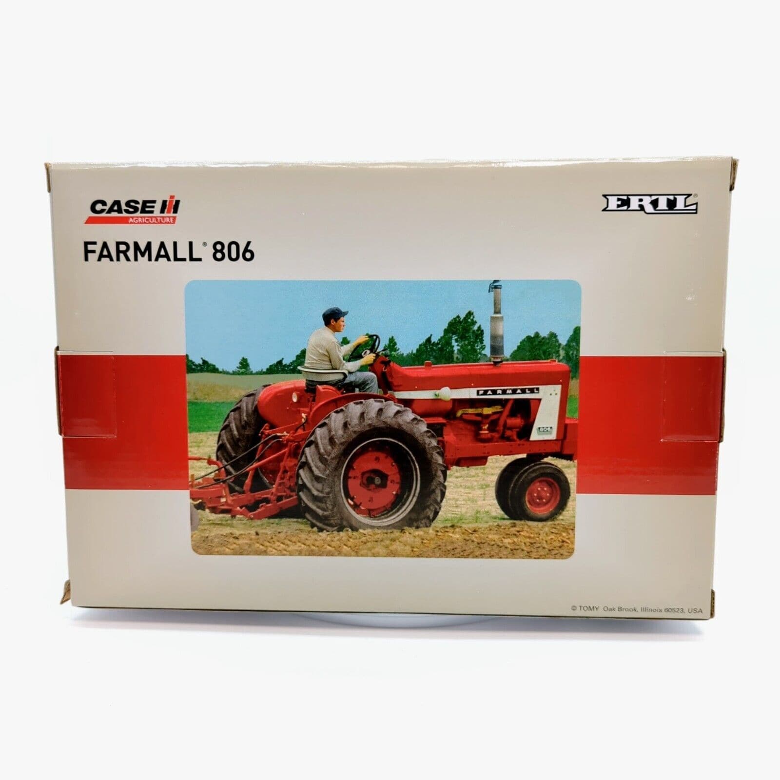 1/16 IH Farmall 806 Narrow Front Tractor ERTL Prestige Collection