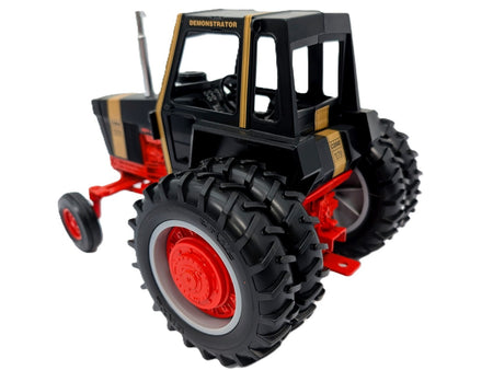 1/16 Case 1170 Black Knight Tractor With Duals, Collector Edition.