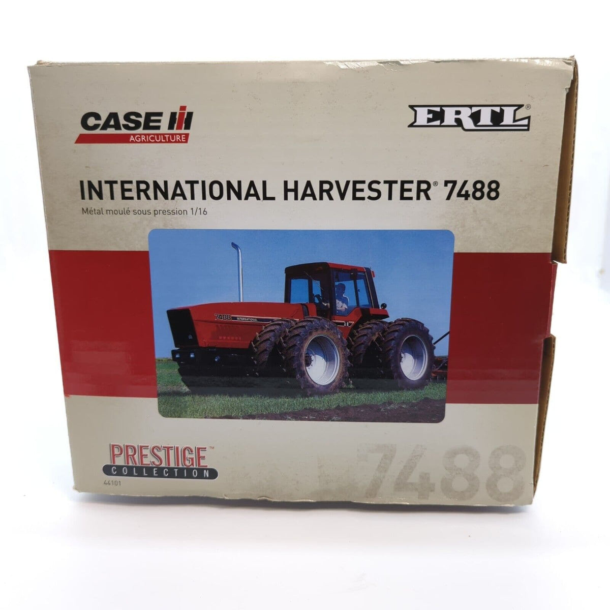 1/16 International Harvester 7488 2+2 4wd Tractor